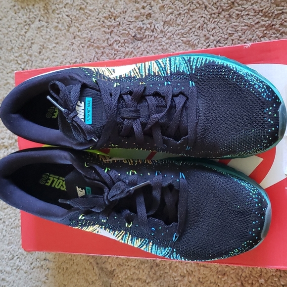 Nike flyknit max - Picture 2 of 5